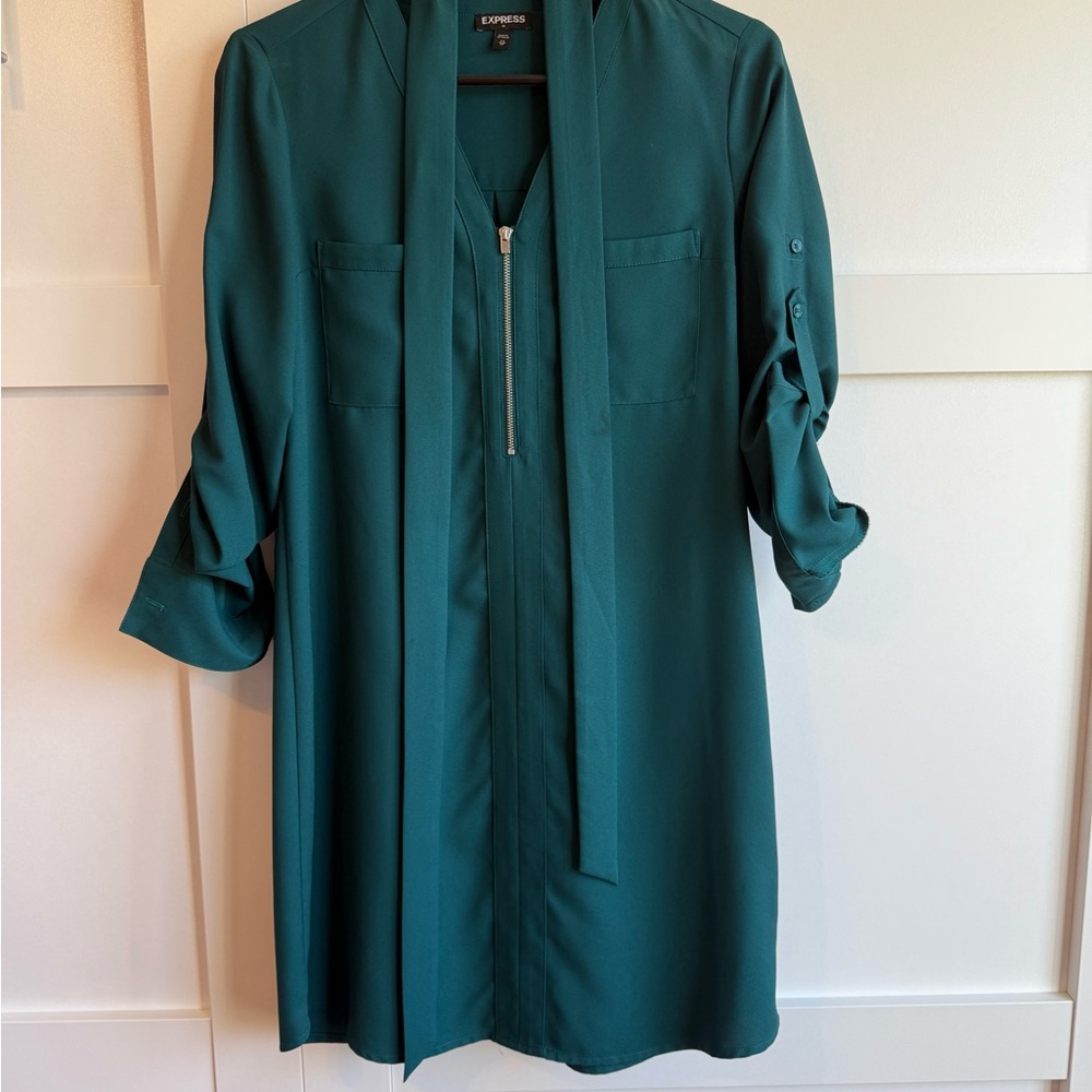 Green Sleeved Shirt Dress with Waist Tie